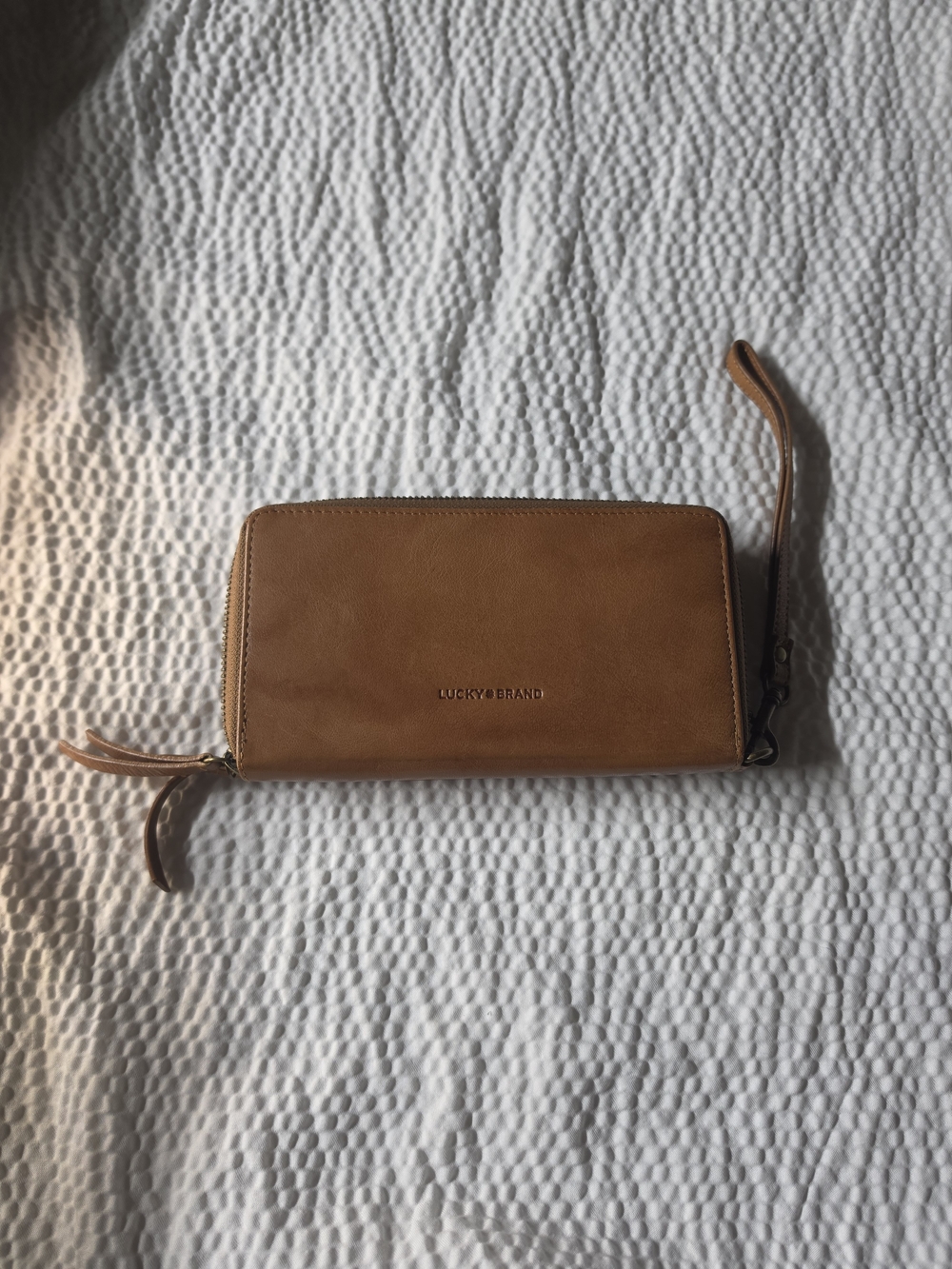 Lucky Brand Tan Leather Zip Wrist Wallet